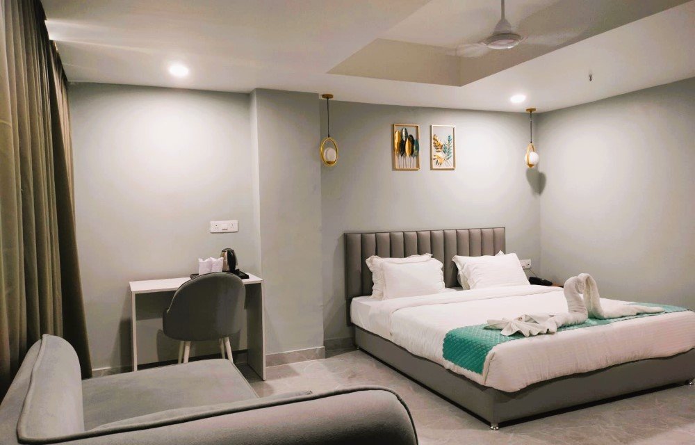 Suite Rooms at Hotel Rasika Picture